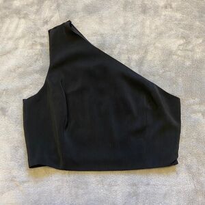 Wayf Black One-Shoulder Cropped Top